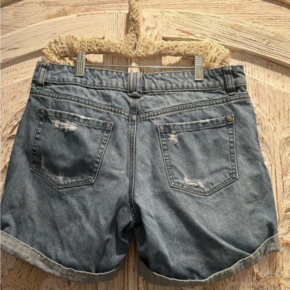 APT.9 Jean Shorts size 8 - Picture 2 of 2